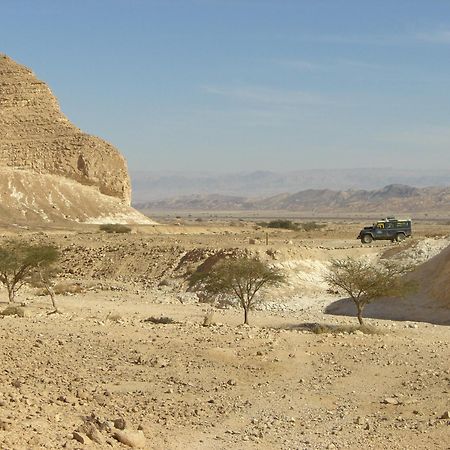Desert Routes Inn Shvilim Ba Midbar Hazeva Esterno foto