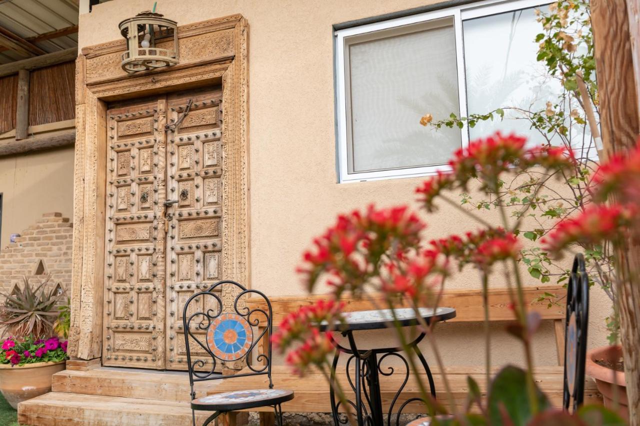 Desert Routes Inn Shvilim Ba Midbar Hazeva Esterno foto