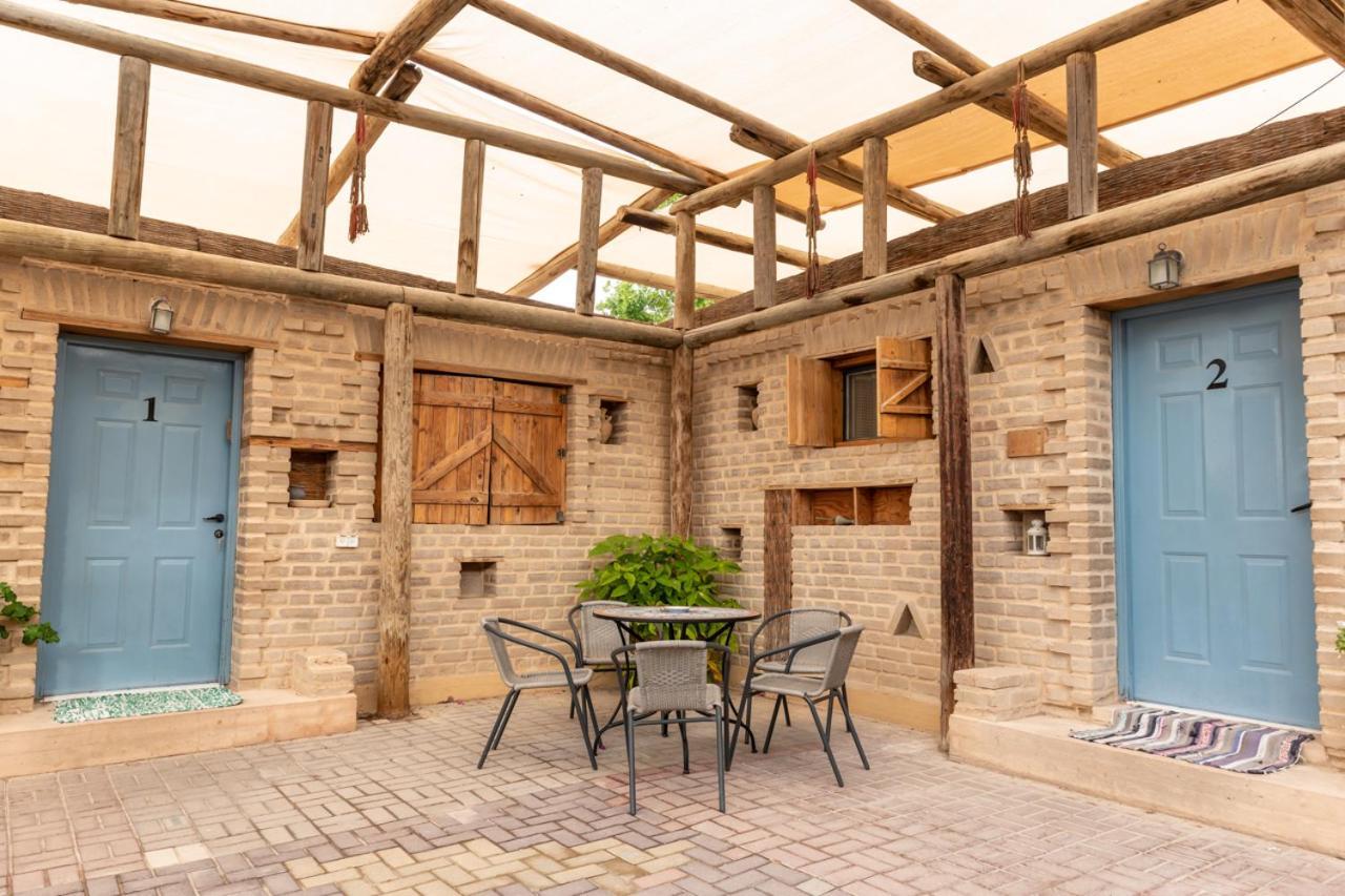 Desert Routes Inn Shvilim Ba Midbar Hazeva Esterno foto