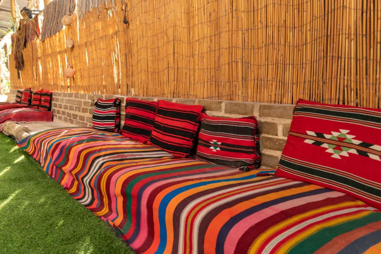 Desert Routes Inn Shvilim Ba Midbar Hazeva Esterno foto