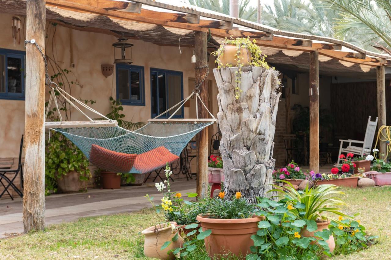 Desert Routes Inn Shvilim Ba Midbar Hazeva Esterno foto