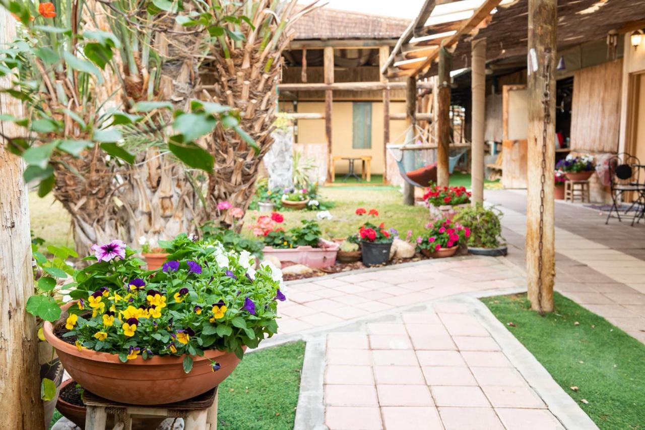 Desert Routes Inn Shvilim Ba Midbar Hazeva Esterno foto